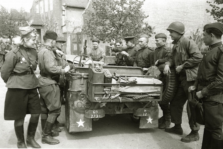 От советского Информбюро: хроника 26 апреля 1945 года От советского Информбюро: хроника 26 апреля 1945 года.