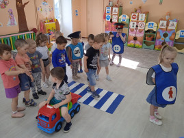 месячник "Здоровья и безопасности на дорогах" месячник "Здоровья и безопасности на дорогах".