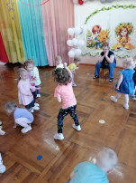 У солнышка в гостях У солнышка в гостях.