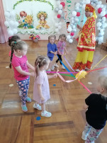 У солнышка в гостях У солнышка в гостях.